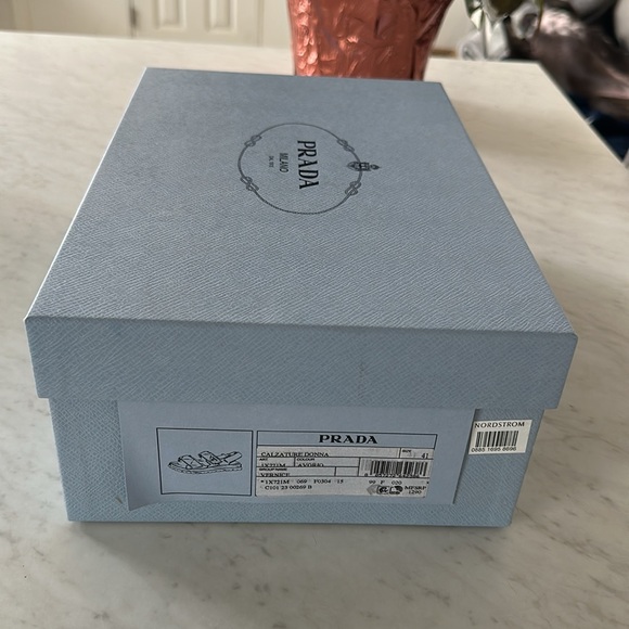 “Authentic Prada Calzature Donna Empty Shoe Box dimensions are 11 1/2”x 8 1/4”. - Picture 3 of 12